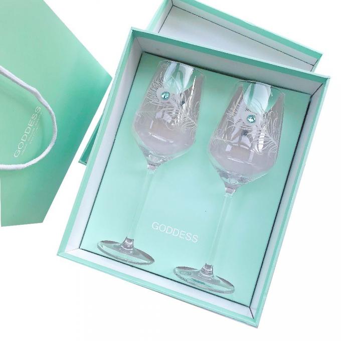 Pantone Ivory Board Wine Glasses Gift Box Packaging with PP Rope Handle 1